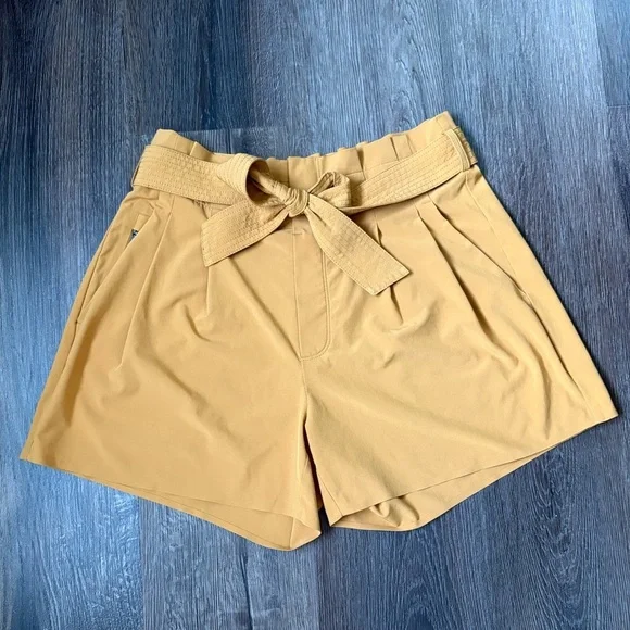 Athleta Skyline Shorts | Size 6 | Gold/Mustard - Picture 1 of 10